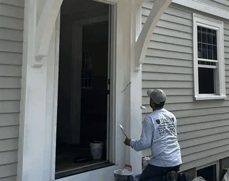 Finding the Best Exterior House Painters Near Me